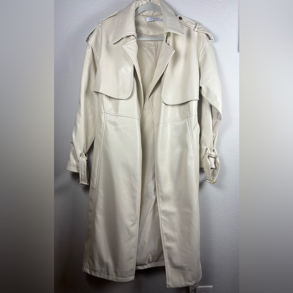 Elegant Cream Women's Trench Coat